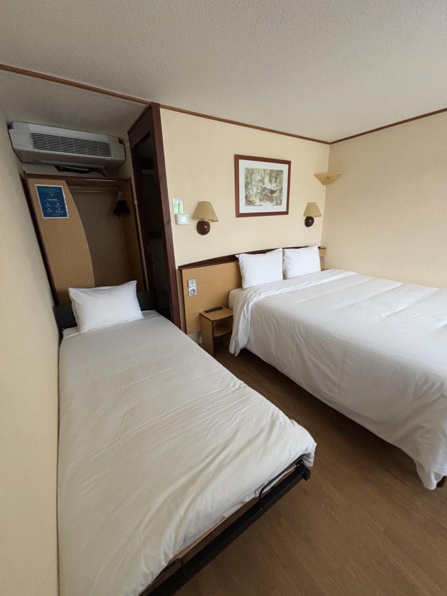 Campanile Moulins Avermes Екстер'єр фото